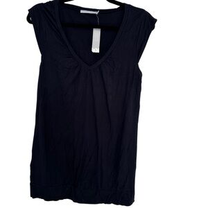 Old Navy Black V-Neck Tank Top